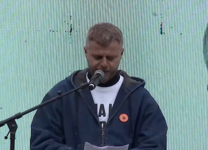 Tasholli  Sot ish krerëve të UÇK së ua dërgojmë mesazhin se nuk janë vetëm   pas jush qëndron një komb i tërë