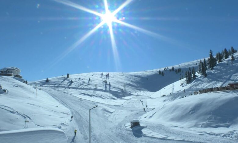 Shtresa e dëborës në Kodrën e Diellit arrin në 97 cm