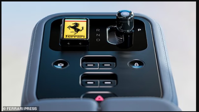 ferrari-luce-iphone-i-behet-makine-elektrike