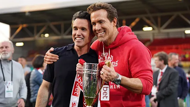 Pesë vjet qëkur Hollivudi e mori në dorë Wrexhamin  tifozi i klubit  Më ka ndryshuar jetën