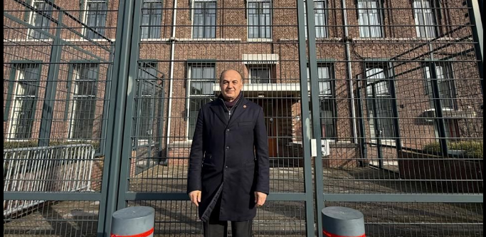 Hoxhaj nga Haga  Raporti i Dick Martyt  kurthi ku ra edhe Perëndimi