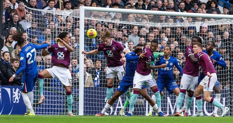 Dy yjet e Premierligës viktima të racizmit online pas ndeshjes Chelsea   Burnley