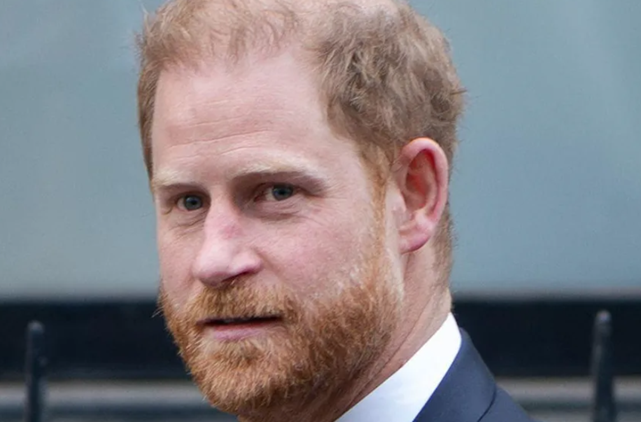 Biografi mbretëror paralajmëron se arrestimi i Andrew mund të çojë në heqjen e titullit mbretëror të Princit Harry