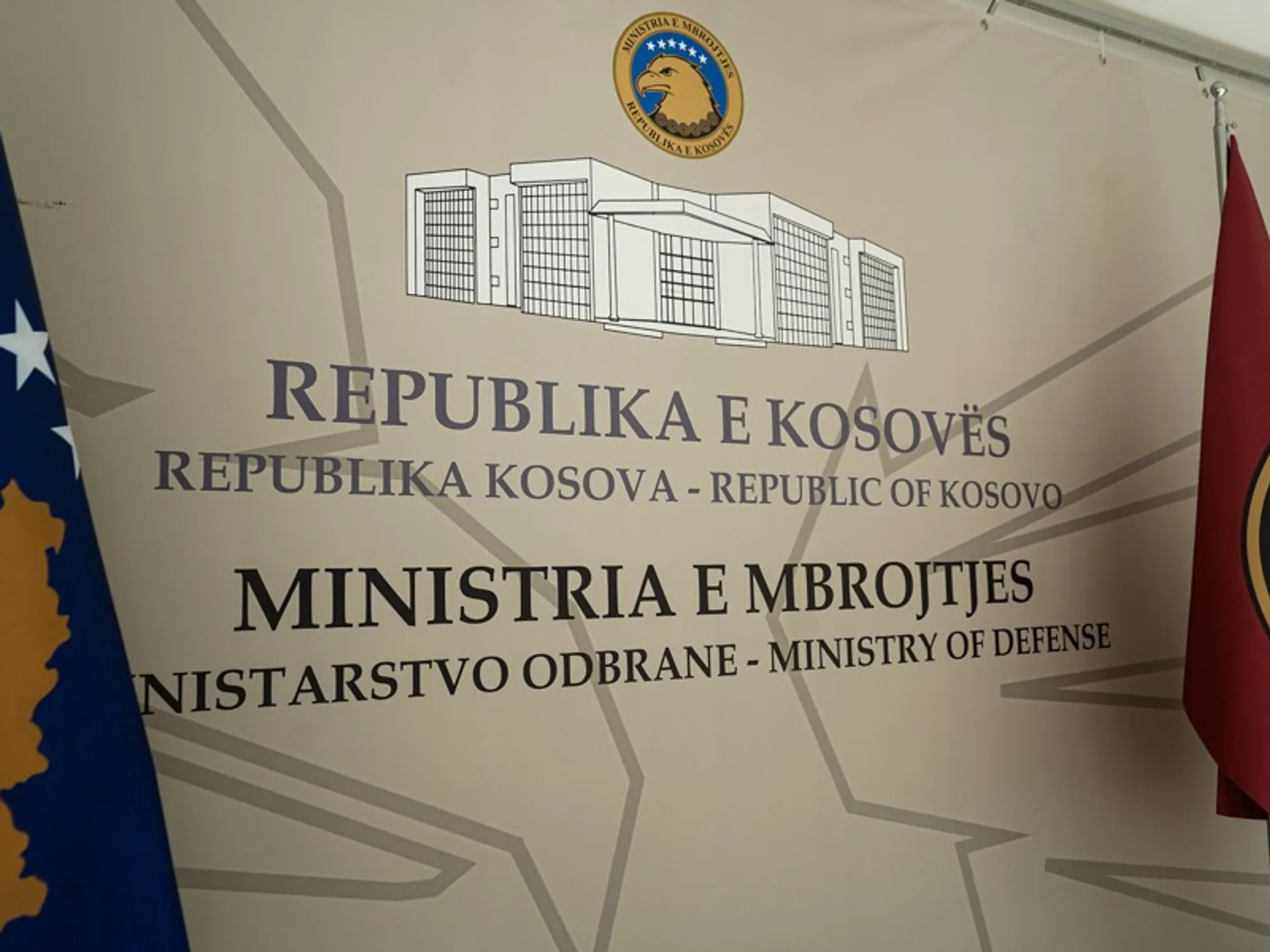 Ministria u reagon veteranëve  Qeveria ju përfshiu në Këshillin për Epopenë  sot dërguam ftesë zyrtare