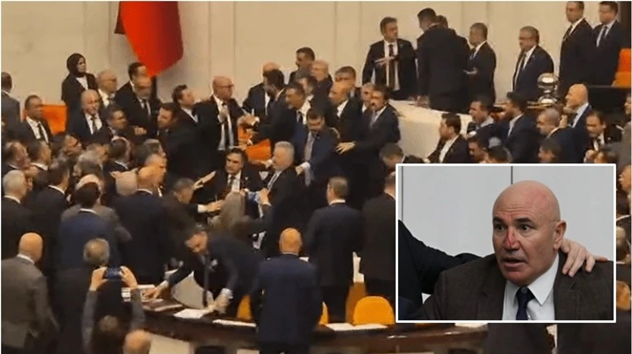 Përleshje me grushte  dikush përfundoi në spital   detaje dhe pamje nga incidenti në Parlamentin e Turqisë