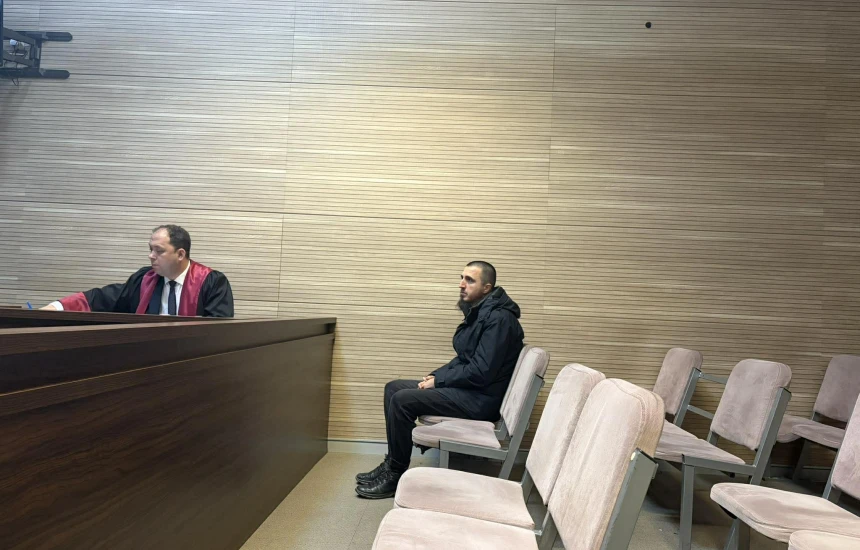 Prokurori Special kërkon shpalljen fajtor të mësuesit për përdhosje të simboleve kombëtare në shkollë