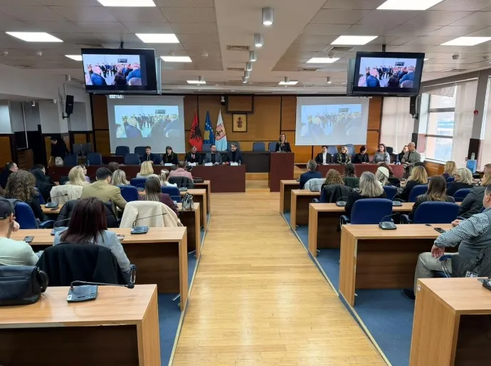 Fillon seanca e jashtëzakonshme e Kuvendit të Prishtinës   live