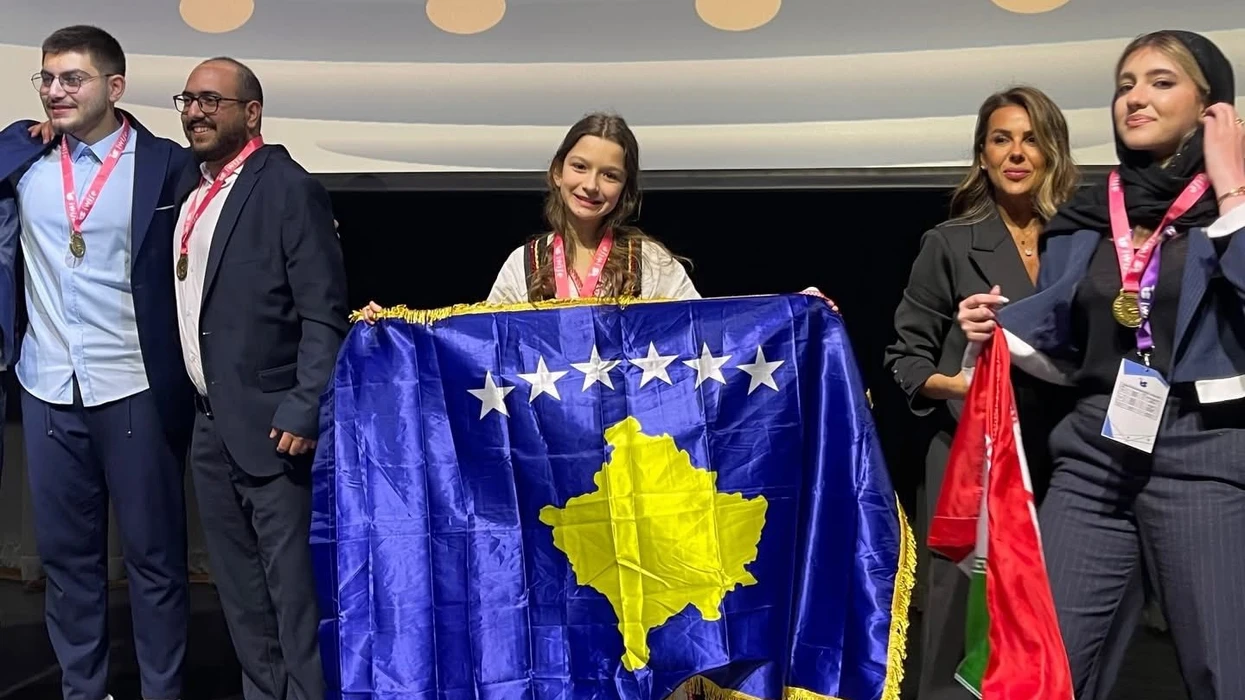 Kosovo Girl Claims Gold Medal in Dubai Technology Competition