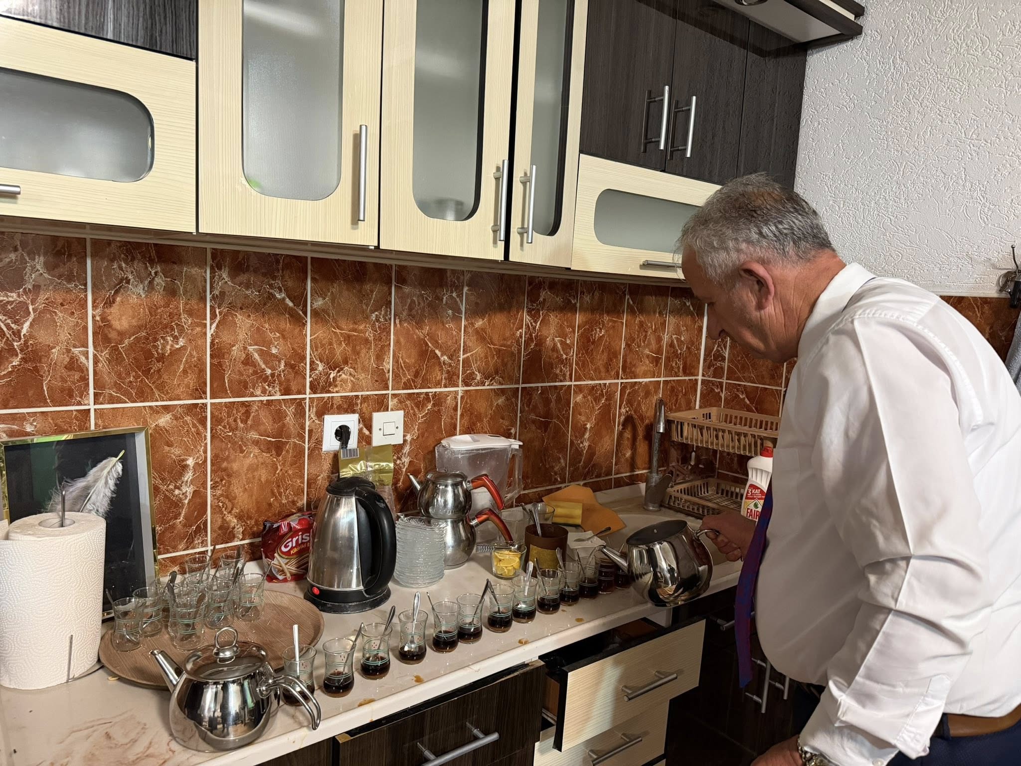 678691605 1558115989004813 1067535891017549633 N