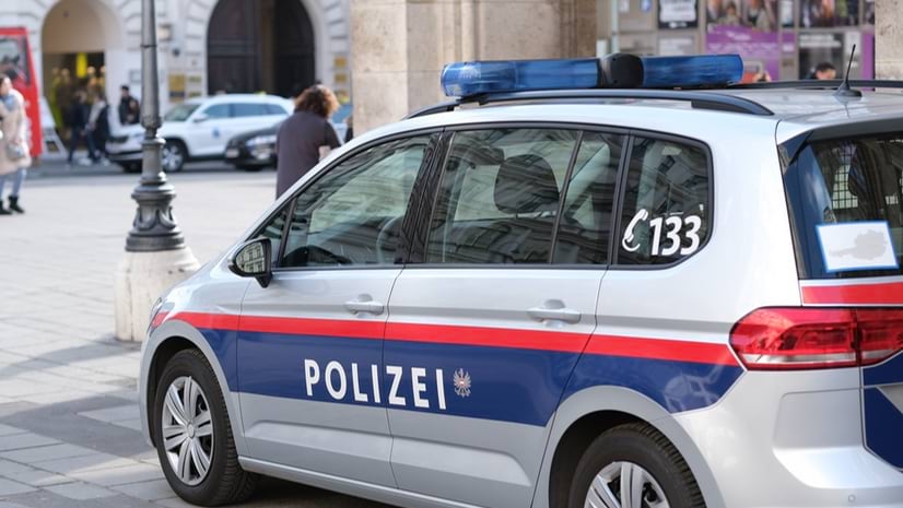 AdobeStock 250895989 Police Car Vienna 826