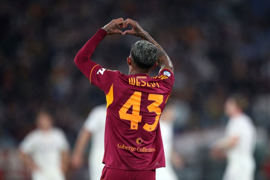 Wesley Back Celebrate 1024x683 1