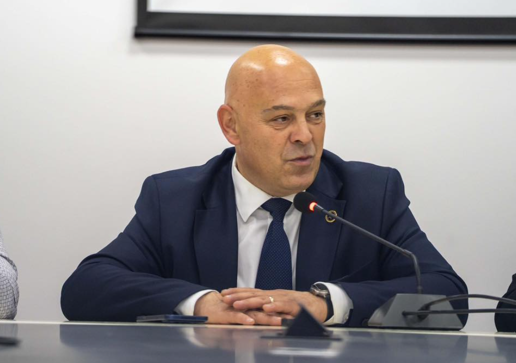 Ardian Gjini: Duhet të krijojmë kushte që qytetarët të pasurohen, synimi im është një Kosovë që krijon “Zuckerbergë” Ardian Gjini