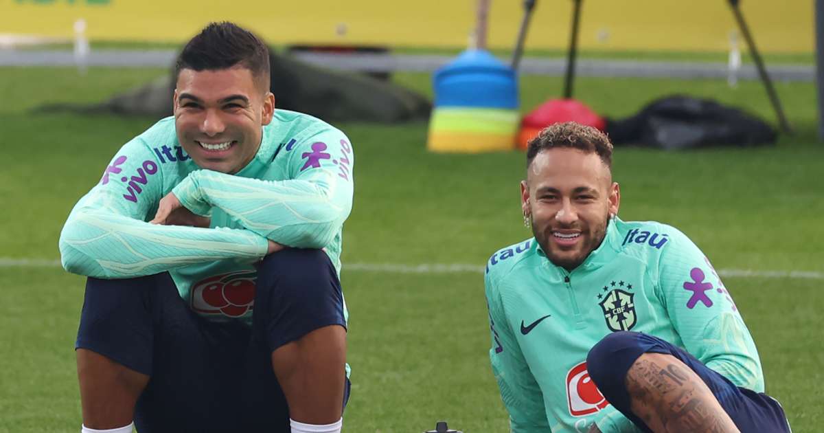 Casemiro Neymar 1orekt3q6aefc18vg3s0543m2x
