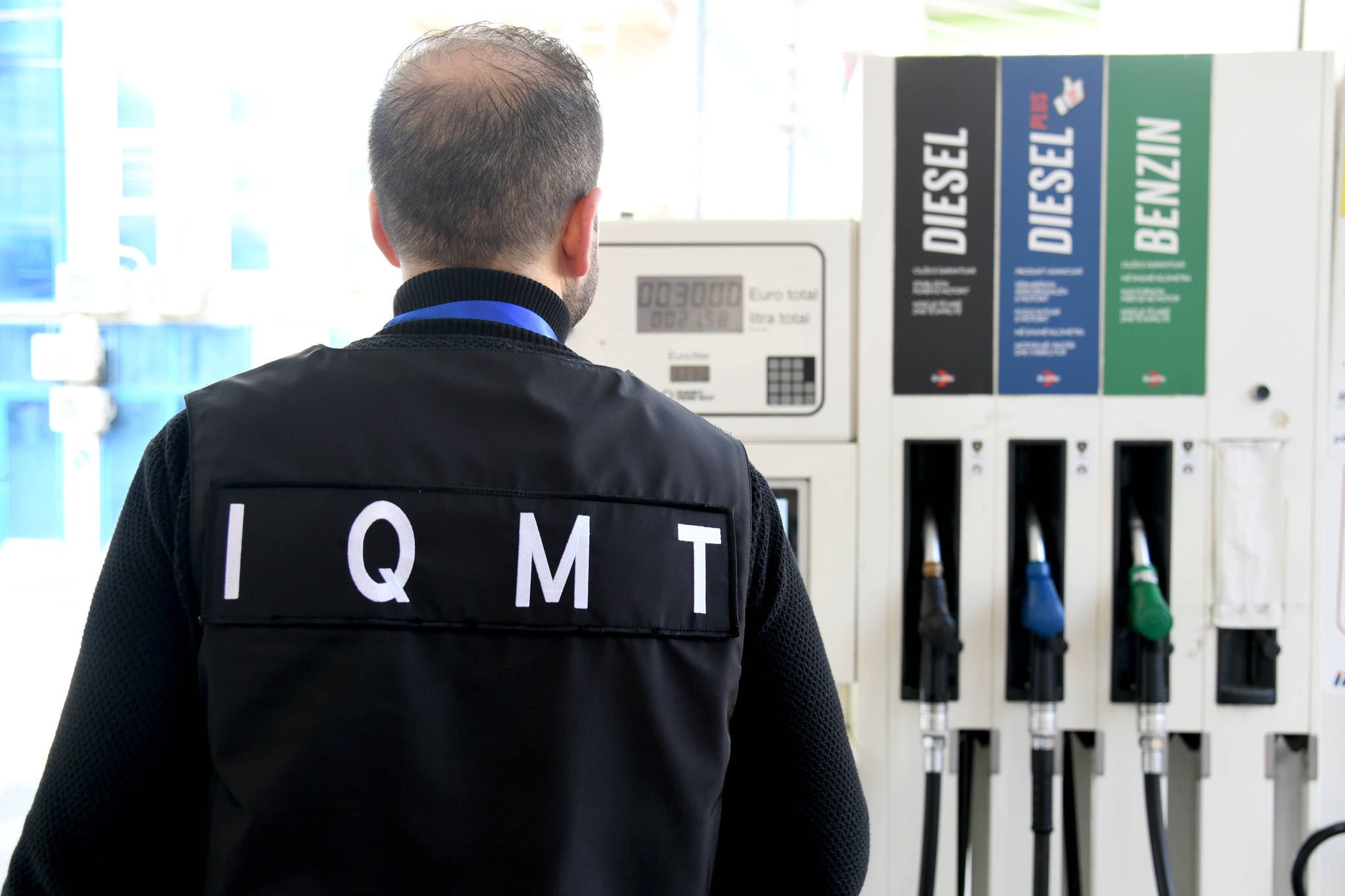 I 1