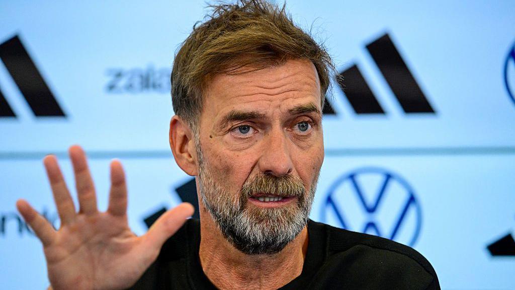 cila-do-te-jete-ndeshja-e-pare-e-jurgen-kloppit-ne-drejtimin-e-gjermanise