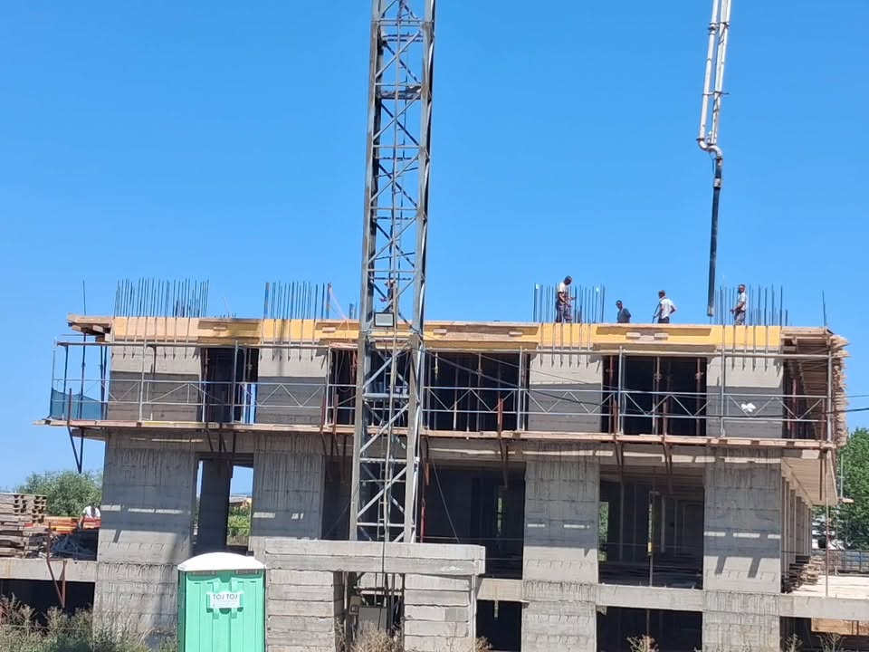 Shkelje të rënda të kushteve të punës, IQP mbyll dy punishte në Shtimje e Podujevë, një rast në Ferizaj iniciohet në Polici