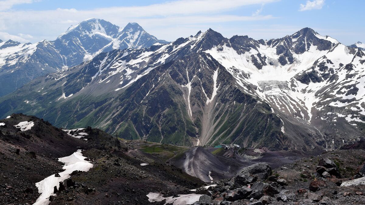 pese-alpiniste-boshnjake-dyshohet-se-kane-vdekur-ne-malin-elbrus-te-rusise
