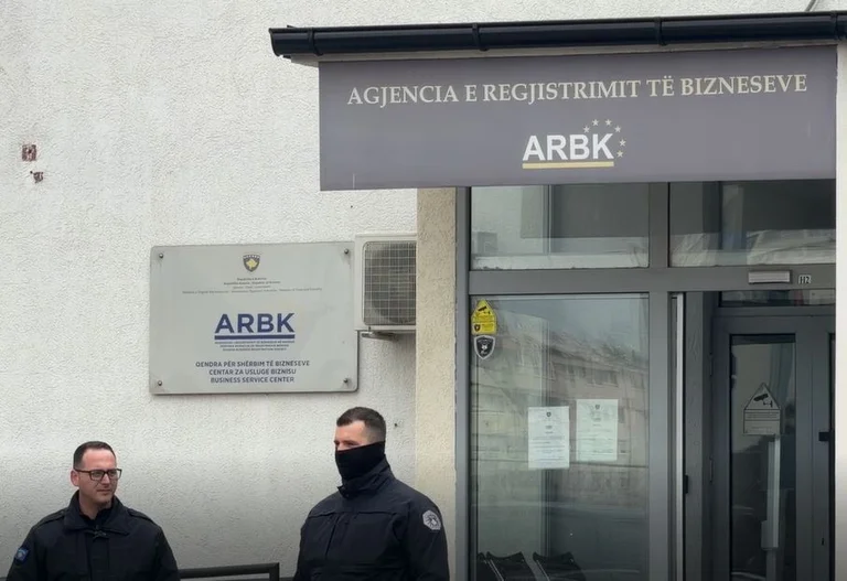 pas-alarmit-per-sigurine-e-te-dhenave-arbk-reagon-regjistri-i-bizneseve-eshte-publik-dhe-publikimi-behet-sipas-ligjit
