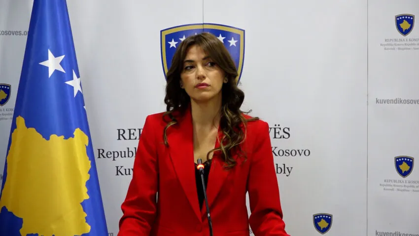 kosova-rrezikon-gushtin-pa-kuvend-e-pa-president-paralajmeron-analisti-i-kdi-se-pas-dates-se-haxhiut