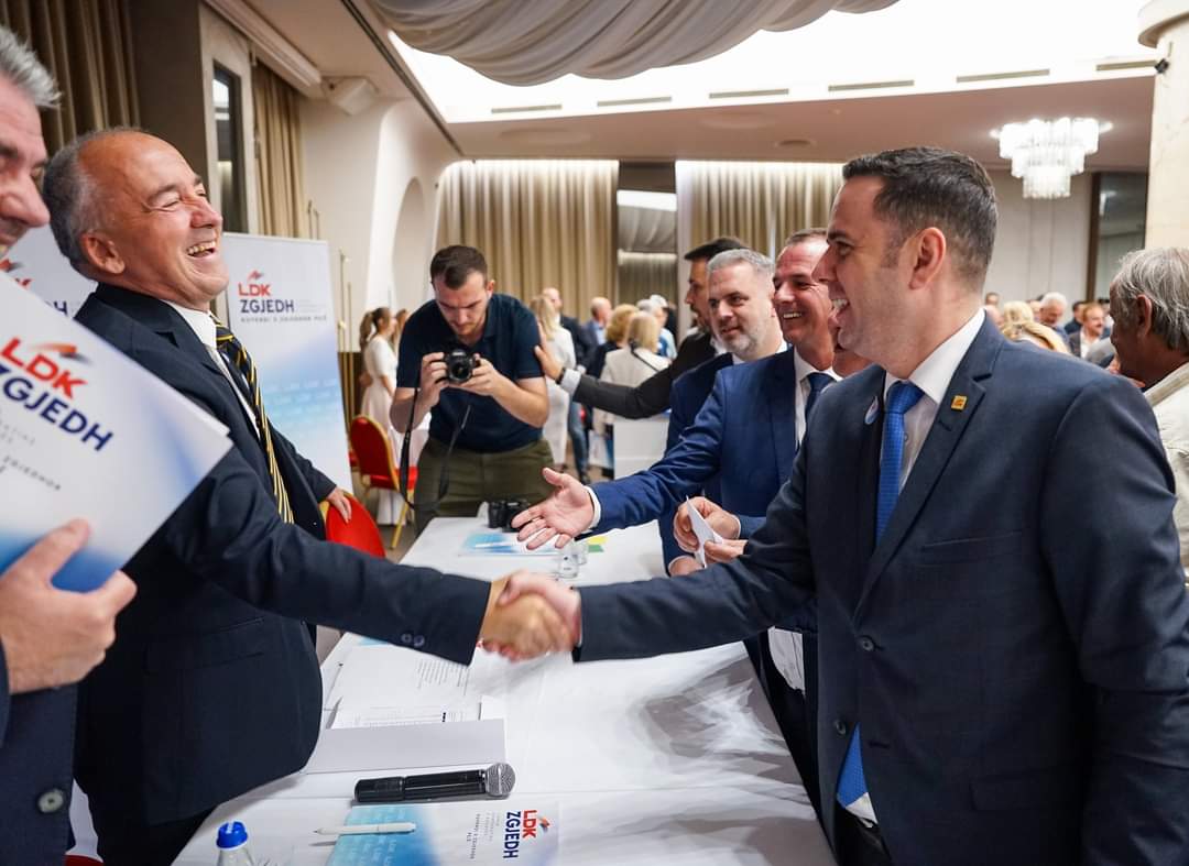 si-mund-te-funksionoje-ldk-ja-nese-shkarkohet-abdixhiku-te-enjten-sqarimi-i-muhaxherit-ne-pressing
