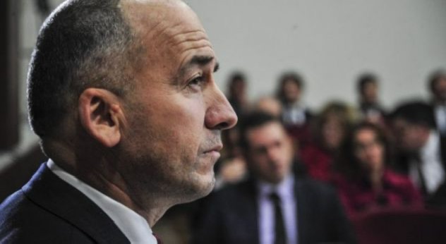  Jom kon i zëshëm për Vjosën   pse Gazmend Muhaxheri thotë se i  ka hy në hak  Lutfi Hazirit