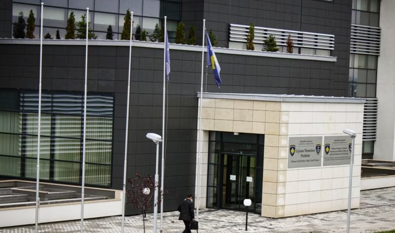gjykata-cakton-seancen-fillestare-per-endrit-llapashticen-e-dardan-marevcin