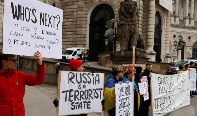 pse-kongresistet-amerikane-duan-ta-zhvendosin-mbledhjen-e-osbe-se-nga-serbia-ne-shba