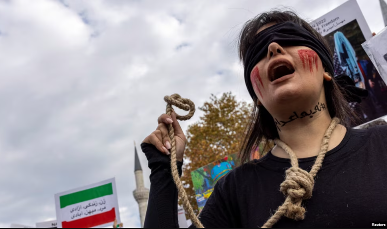 dy-persona-te-denuar-per-bashkepunim-me-izraelin-ekzekutohen-ne-iran